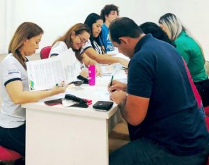 Imagem da notícia - Governo do Estado viabiliza soluções de moradia pagando indenizações a 53 famílias do Bariri, Walter Rayol e Igarapé do Mestre Chico.