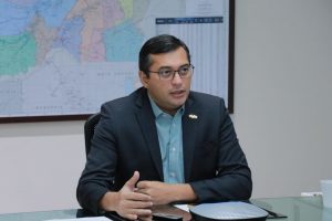 Imagem da notícia - Wilson Lima garante pagamento de benefícios habitacionais durante a pandemia e reafirma compromisso com famílias.