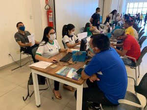 Imagem da notícia - Governo do Amazonas anuncia atualização cadastral e paga  auxílio-aluguel de dezembro a moradores do Monte Horebe.