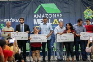 Imagem da notícia - Governador Wilson Lima reassenta mais 192 famílias das comunidades da Sharp e Manaus 2000.