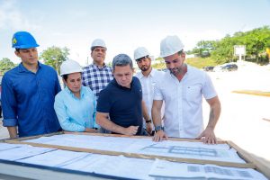 Imagem da notícia - Governador em exercício Tadeu de Souza inspeciona obras do Ozias Monteiro II, novo residencial do ‘Amazonas Meu Lar’.