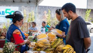 Imagem da notícia - ADS realiza última edição especial da Feira de Produtos Regionais na sede da Suhab.