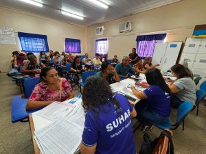 Suhab realiza atualização cadastral de 117 famílias em Manacapuru